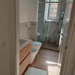 Casa Mappamondo Лекко