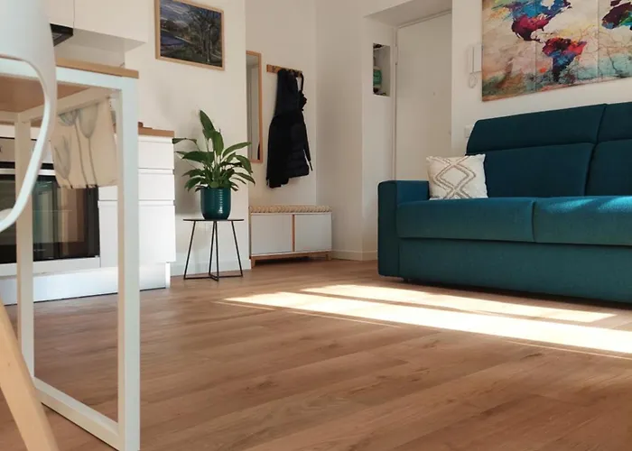 Casa Mappamondo Лекко